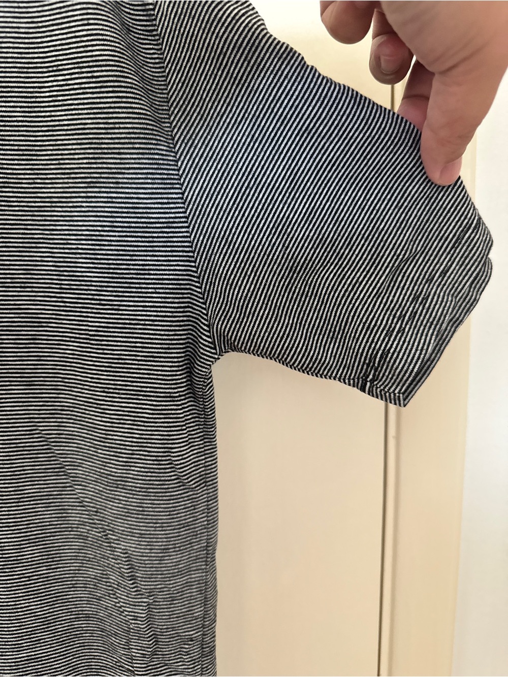 Gray Graphic V-Neck Tee "It's All Happening" - Picture 2 of 5
